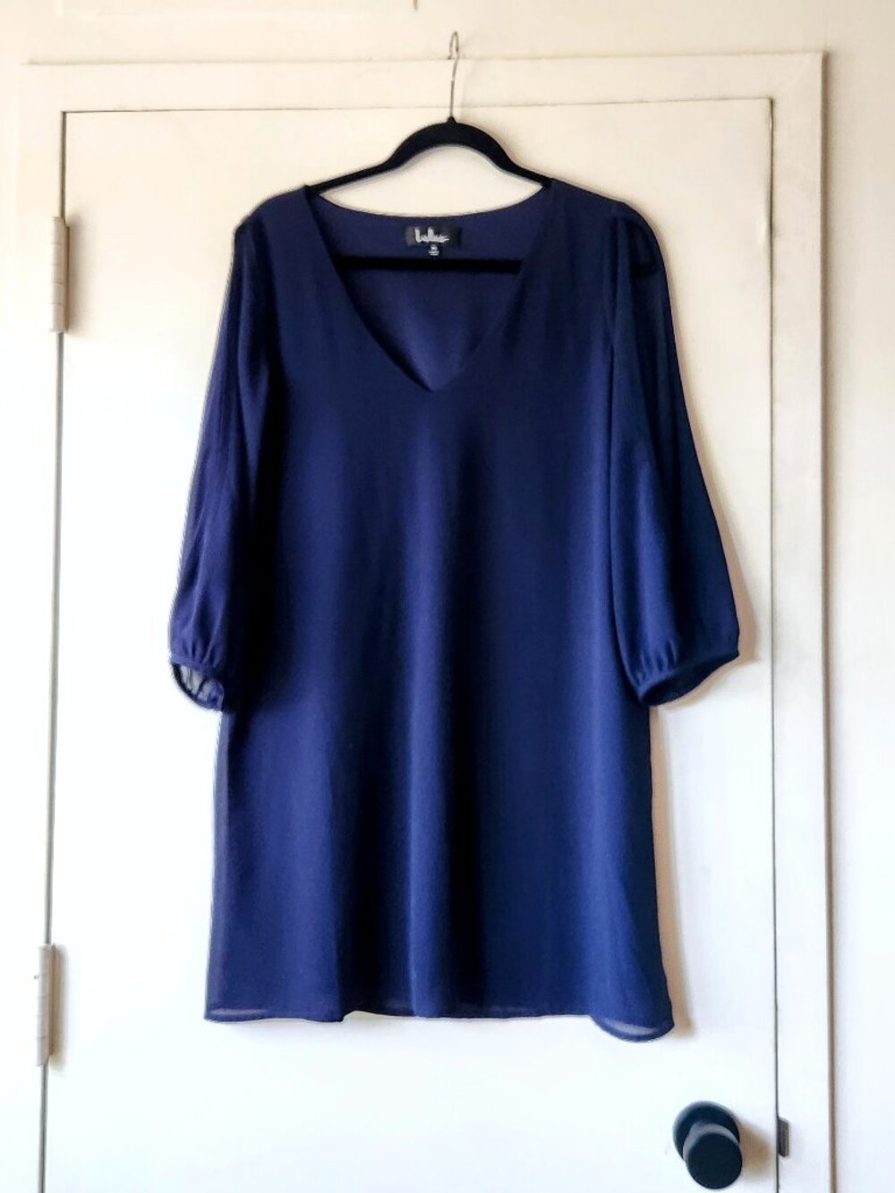 Lulu's Navy Blue sz M Open 3/4 Long Sleeve V-neck Lined Knee Length Dress
